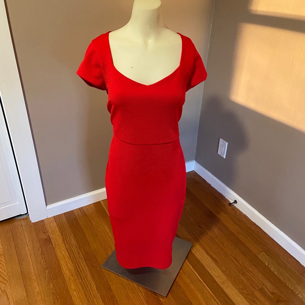 Red bodycon dress